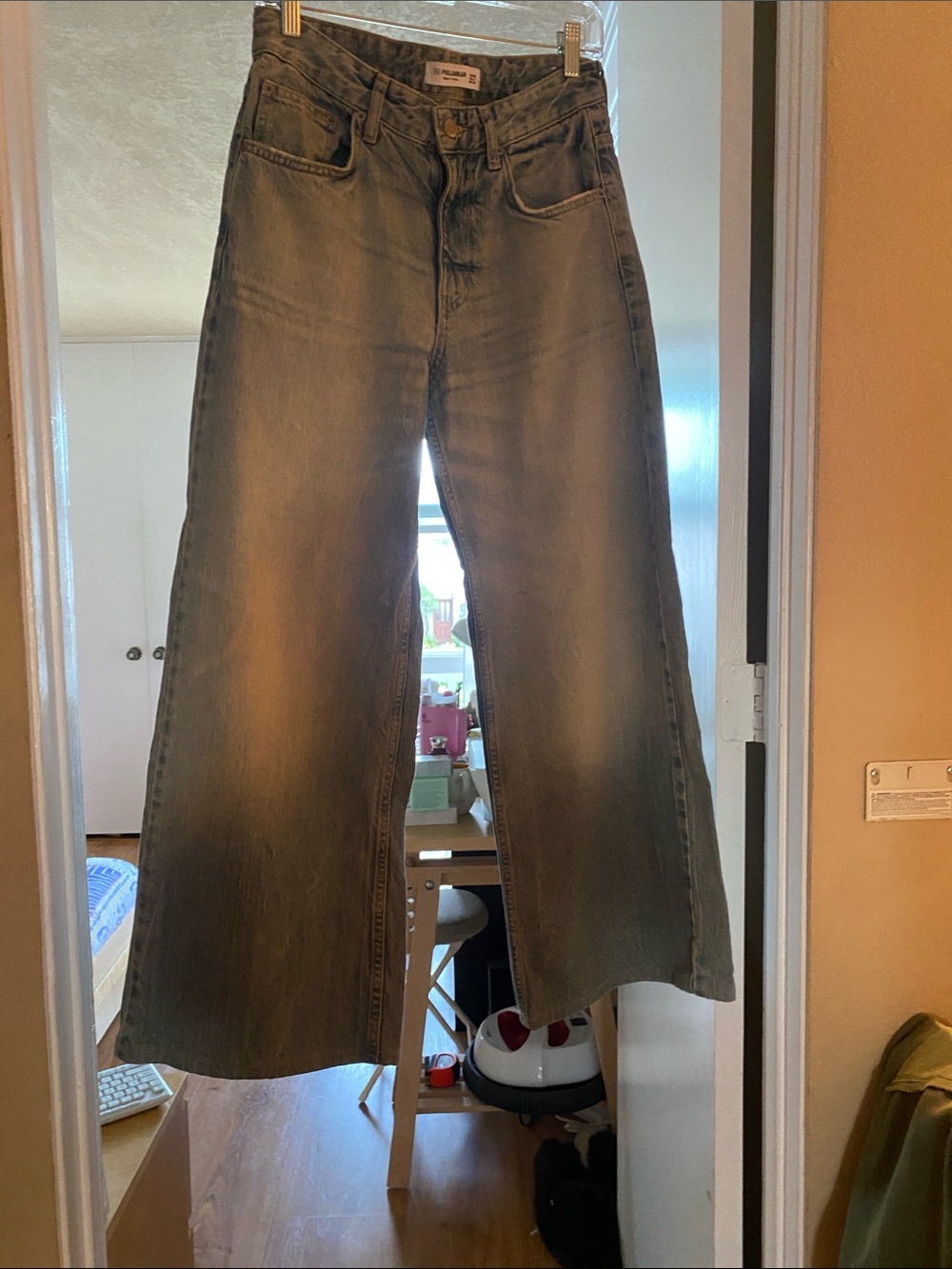 Pull&Bear Wide Leg Women's Jeans in Faded Blue - Unbranded